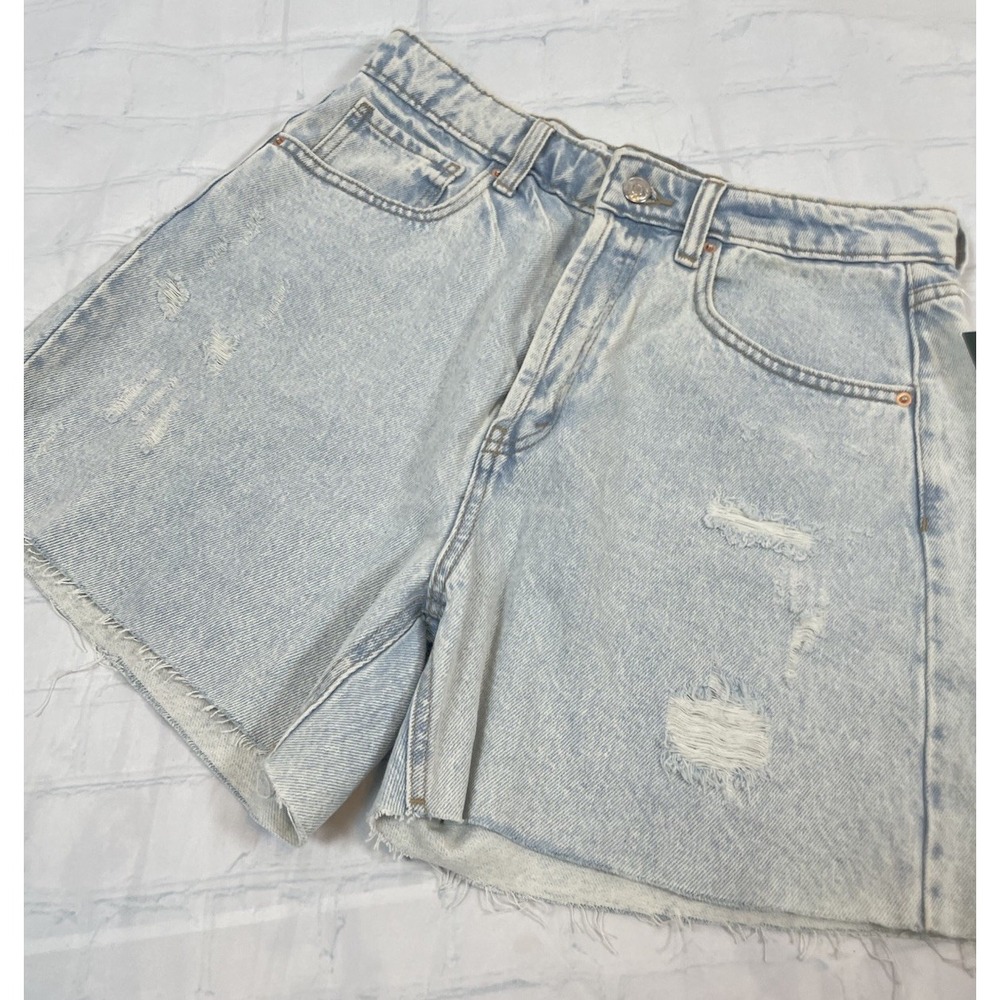 NEW Wild Fable Denim Shorts High Rise Woman's 8 Cut Off Light‎ Wash Distressed - Picture 3 of 14